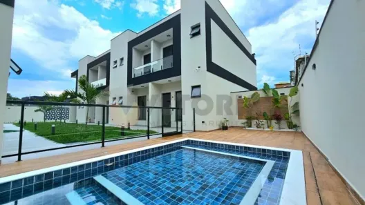 Casa de Condomínio com 2 Quartos à venda, 77m² no Capricórnio II, Caraguatatuba