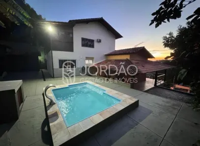 Casa com 4 Quartos à venda, 400m² no Badu, Niterói