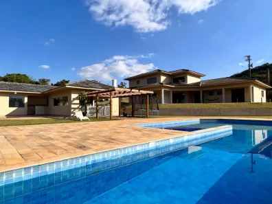 Fazenda/Sítio com 6 Quartos à venda, 700m² no Traviú, Jundiaí