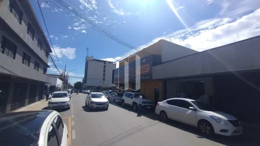 Sala Comercial com 1 Quarto à venda, 500m² no Setor Campinas, Goiânia