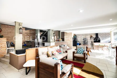 Casa com 4 Quartos à venda, 287m² no Vila Inah, São Paulo