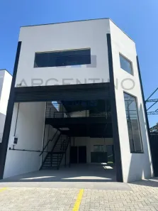 Galpão/Depósito/Armazém para alugar, 212m² no Fazenda Rodeio, Mogi das Cruzes