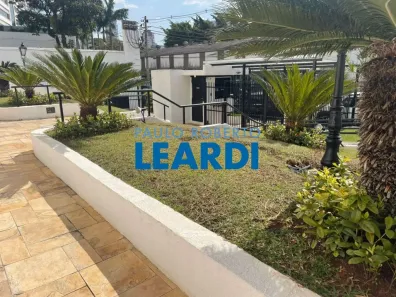 Apartamento com 2 Quartos para venda ou aluguel, 70m² no Vila Olímpia, São Paulo