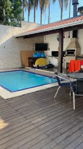 Casa com 3 Quartos à venda, 330m² no Cavalhada, Porto Alegre