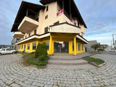 Sala Comercial para alugar, 800m² no Das Capitais, Timbó