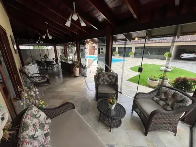 Casa com 3 Quartos para alugar, 205m² no Barra do Rio Cerro, Jaraguá do Sul