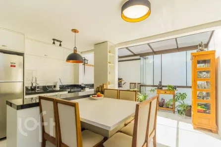 Casa com 2 Quartos à venda, 148m² no Camaquã, Porto Alegre