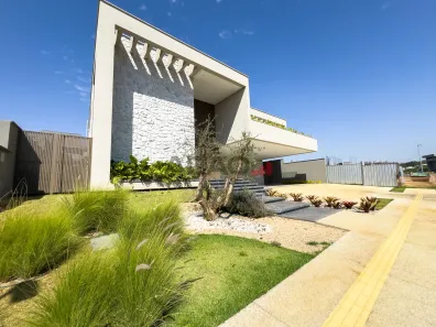 Casa de Condomínio com 4 Quartos à venda, 561m² no Parque Cidade, Goiânia