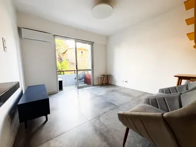 Apartamento com 1 Quarto para alugar, 72m² no Jardim das Bandeiras, São Paulo