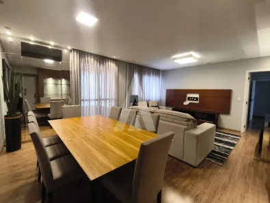 Apartamento com 3 Quartos para alugar, 125m² no Centro, Joinville