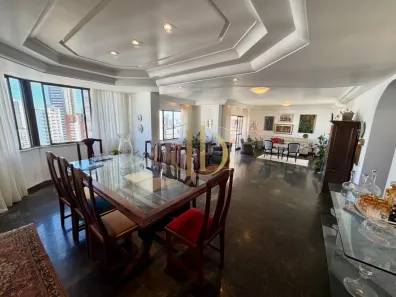 Apartamento com 4 Quartos à venda, 275m² no Chame-Chame, Salvador