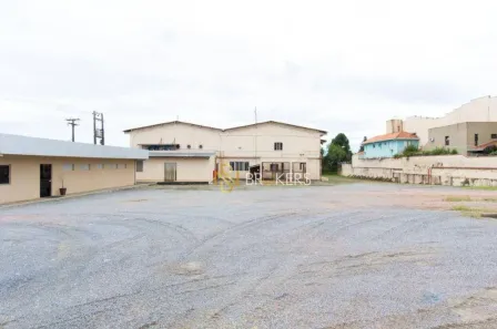 Galpão/Depósito/Armazém à venda, 2000m² no Águas Belas, São José dos Pinhais