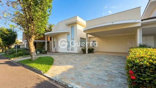 Casa com 3 Quartos à venda, 286m² no Conjunto Habitacional Inocente Vila Nova Júnior, Maringá