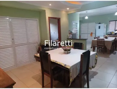Sobrado com 3 Quartos à venda, 267m² no Vista Alegre, Taubaté