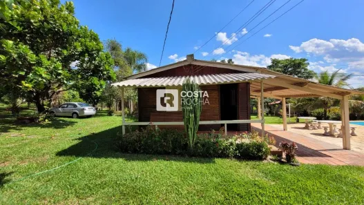 Fazenda/Sítio com 3 Quartos à venda, 315m² no Chácara Iracema, Salto