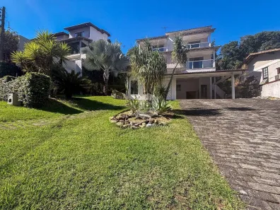 Casa de Condomínio com 4 Quartos à venda, 450m² no Sapê, Niterói