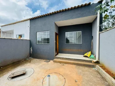 Casa com 2 Quartos à venda, 53m² no Londrina, Mateus Leme