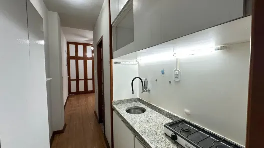 Kitnet com 1 Quarto à venda, 28m² no Copacabana, Rio de Janeiro