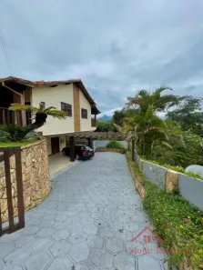 Casa de Condomínio com 4 Quartos à venda, 297m² no Itaipava, Petrópolis