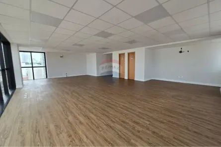 Ponto Comercial com 1 Quarto à venda, 86m² no Batista Campos, Belém
