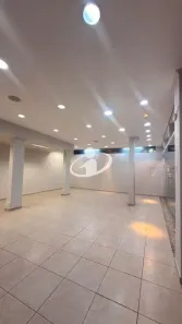 Ponto Comercial para alugar, 90m² no Santa Mônica, Uberlândia