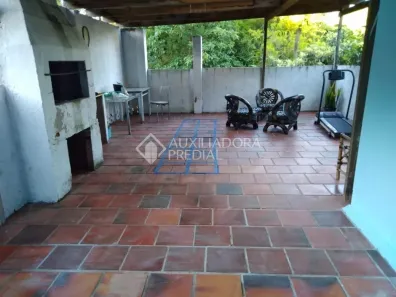 Casa com 2 Quartos à venda, 75m² no Agronomia, Porto Alegre