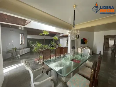 Casa com 4 Quartos à venda, 450m² no Santa Mônica, Feira de Santana