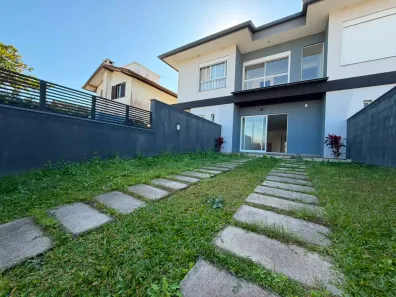 Casa com 3 Quartos à venda, 123m² no Campeche, Florianópolis