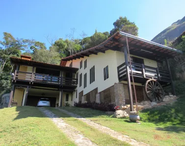 Casa de Condomínio com 4 Quartos para alugar, 2000m² no Itaipava, Petrópolis