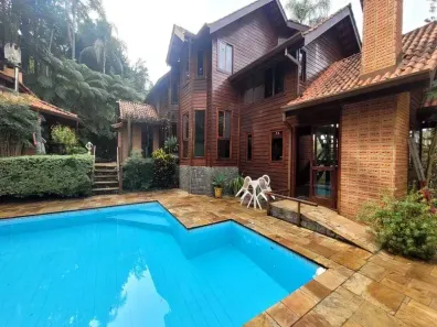 Casa de Condomínio com 3 Quartos para alugar, 220m² no Cumbari, Mairiporã