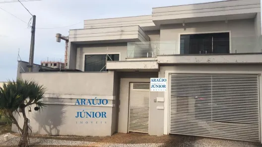 Sobrado com 3 Quartos à venda, 324m² no Jardim Dona Judith, Americana