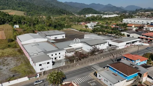 Galpão/Depósito/Armazém para alugar, 5450m² no Barra do Rio Cerro, Jaraguá do Sul