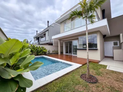 Casa com 3 Quartos à venda, 236m² no Lagoa da Conceição, Florianópolis