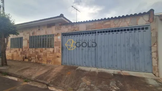 Casa com 3 Quartos para alugar, 130m² no Jardim Francano, Franca
