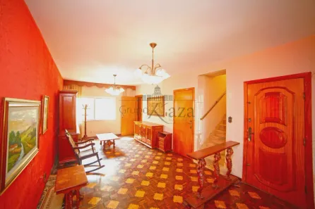Casa com 3 Quartos para alugar, 250m² no Vila Nova Conceição, São Paulo