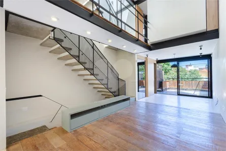 Sobrado com 3 Quartos à venda, 250m² no Vila Madalena, São Paulo