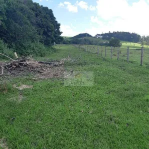 Fazenda/Sítio com 4 Quartos à venda, 86m² no Capuava, São José dos Campos