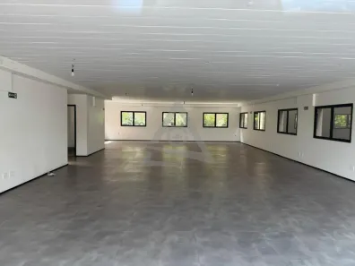 Sala Comercial para alugar, 167m² no Swiss Park, Campinas