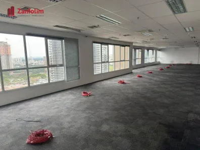 Prédio Comercial para alugar, 596m² no Sítio Tamboré Alphaville, Barueri