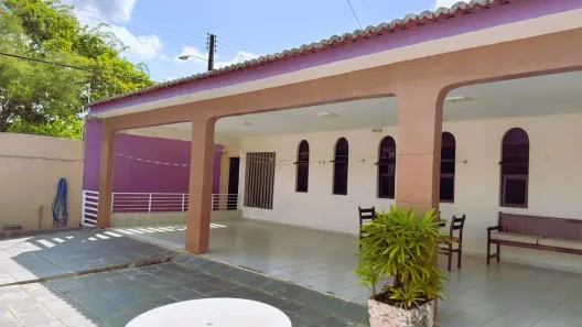Casa com 4 Quartos à venda, 210m² no Pitimbu, Natal