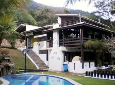 Sobrado com 4 Quartos à venda, 450m² no Guaecá, São Sebastião