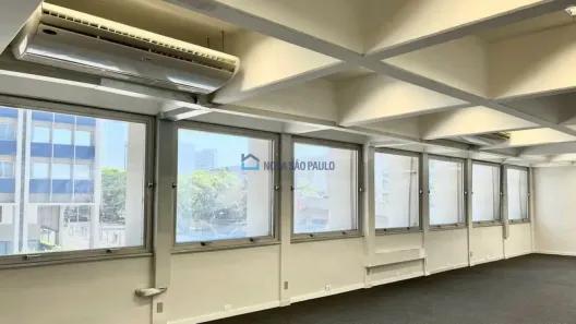Sala Comercial para alugar, 667m² no Vila Gertrudes, São Paulo
