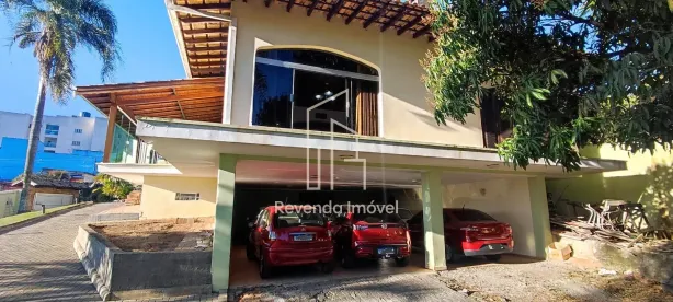 Fazenda/Sítio com 5 Quartos à venda, 400m² no Jardim Marilu, Carapicuíba