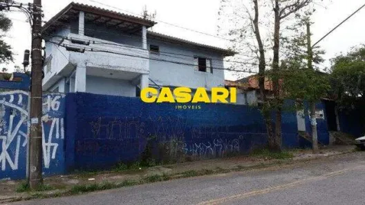 Sobrado com 8 Quartos à venda, 240m² no Jardim Santo André, Santo André