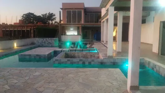 Casa de Condomínio com 3 Quartos para alugar, 598m² no Terras de Mont Serrat, Salto