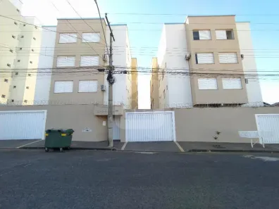 Apartamento com 2 Quartos à venda, 64m² no Segismundo Pereira, Uberlândia