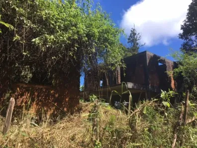 Lote/Terreno à venda, 10m² no Castelanea, Petrópolis