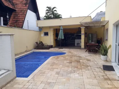 Casa de Condomínio com 5 Quartos à venda, 400m² no Parque dos Príncipes, São Paulo