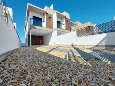 Casa com 3 Quartos à venda, 144m² no Campeche, Florianópolis