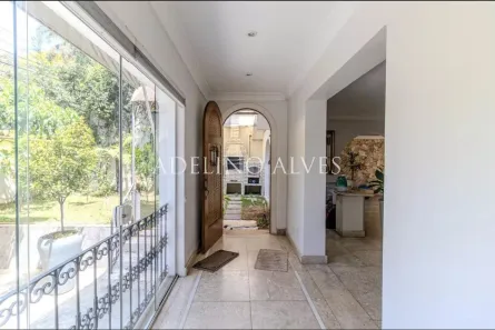 Casa com 3 Quartos à venda, 300m² no Pacaembu, São Paulo
